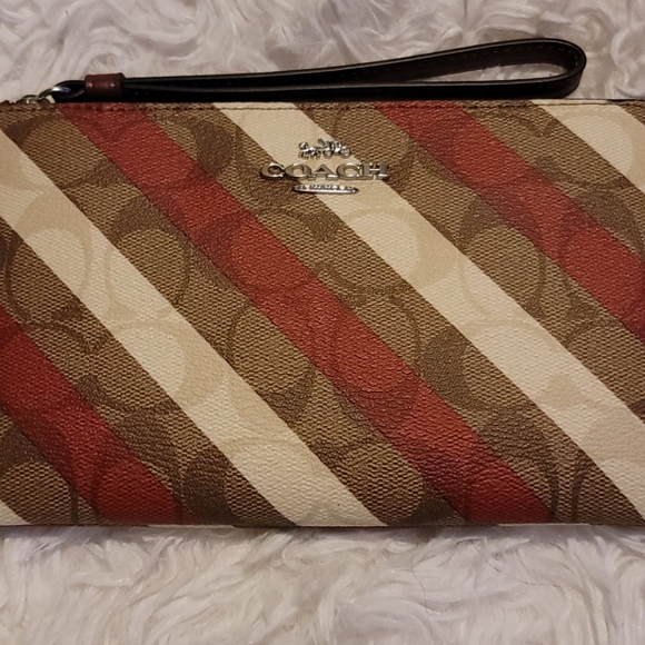 Large Coach Corner Zip Wristlet - Picture 2 of 3